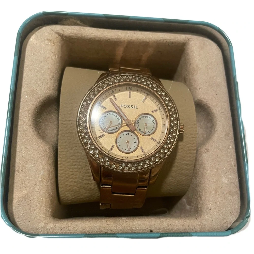Fossil Rose Gold Women’s Watch with Crystal Accents - Picture 1 of 8